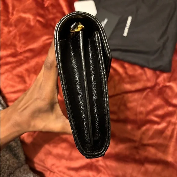 Saint Laurent Cassandre Chain Wallet - Picture 4 of 10